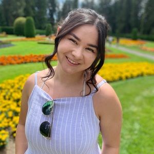 Meet your Posher, Emily